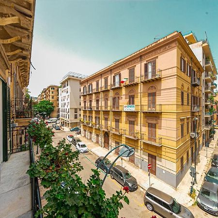 La Home42 Suite Palermo Exterior foto